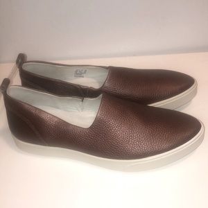 ECCO Bronze Leather Slip-on Loafers NWOT